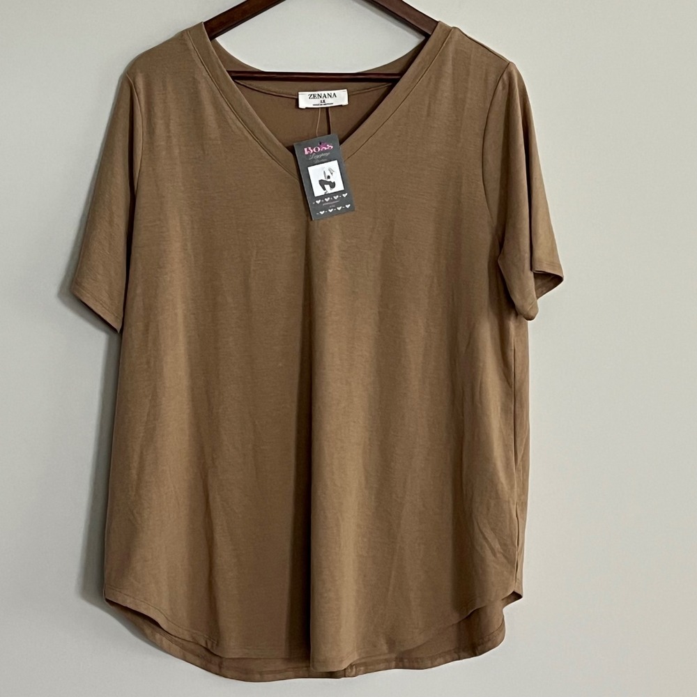 Zenana Women's Plus 1X Mocha Brown V-Neck Short Sleeve T-Shirt NWT